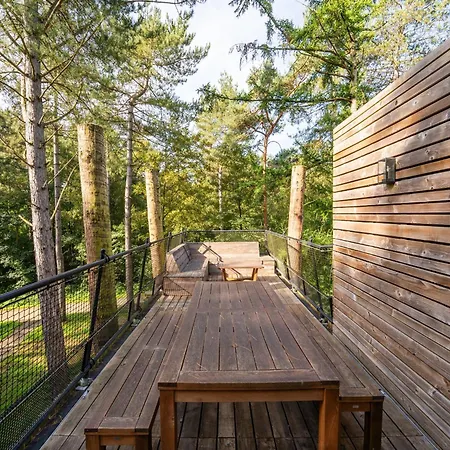 Luxury Treehouse Retreat 度假居 *